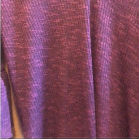 Nordstrom Size Large Bell Sleeve Purple Top. - Picture 5 of 8